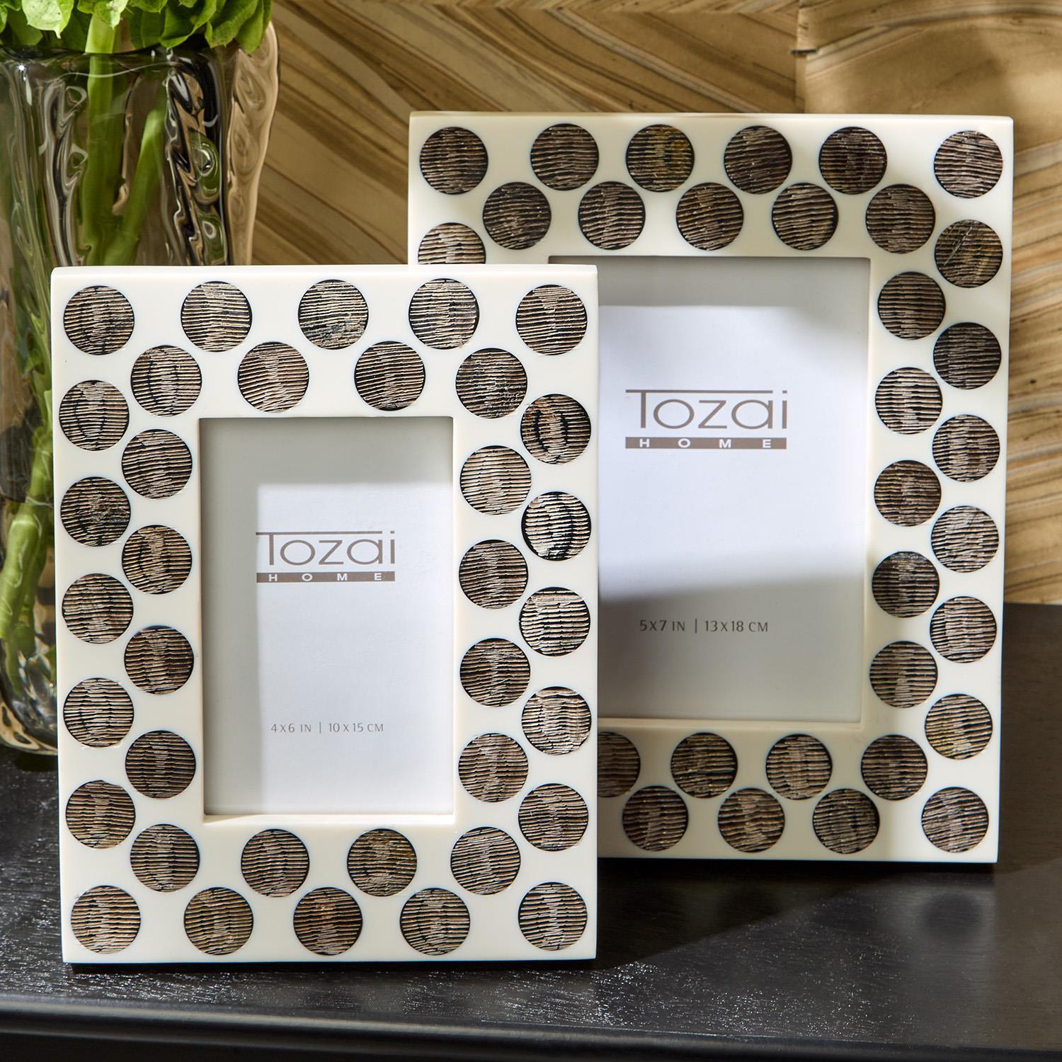 Dot Chiseled Horn Photo Frame Set of 2