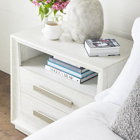 Vanguard Furniture Ridge Cascade with Flat Bar in Ridge Silver Medium Nightstand