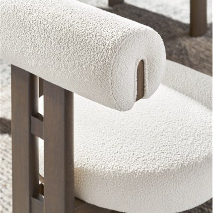 Vanguard Furniture Wright Jackpot Chalk Fabric/Saddle Dining