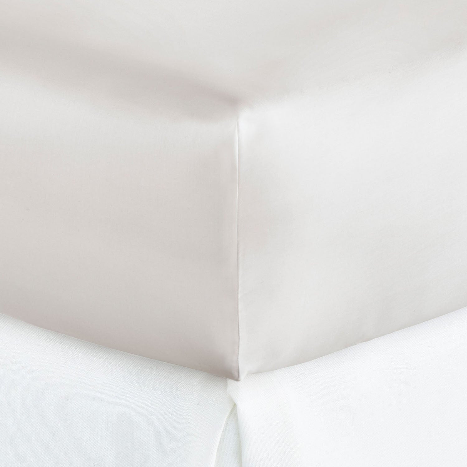 Peacock Alley Virtuoso Sateen Flat Sheet 600 thread count cotton sateen flat sheet, styled in a bright bedroom setting