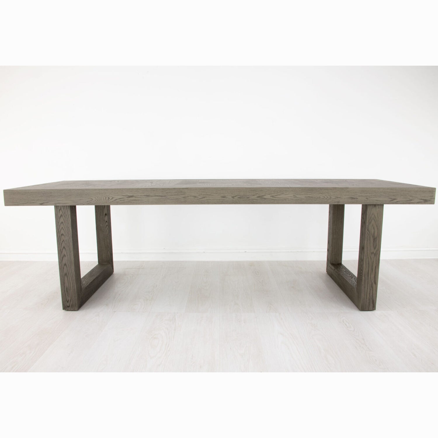 Vista Dining Table
