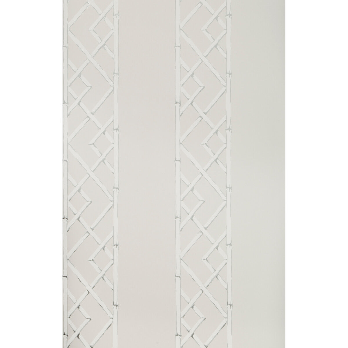 Kravet Design x Sarah Richardson Latticework Sterling Wallpaper