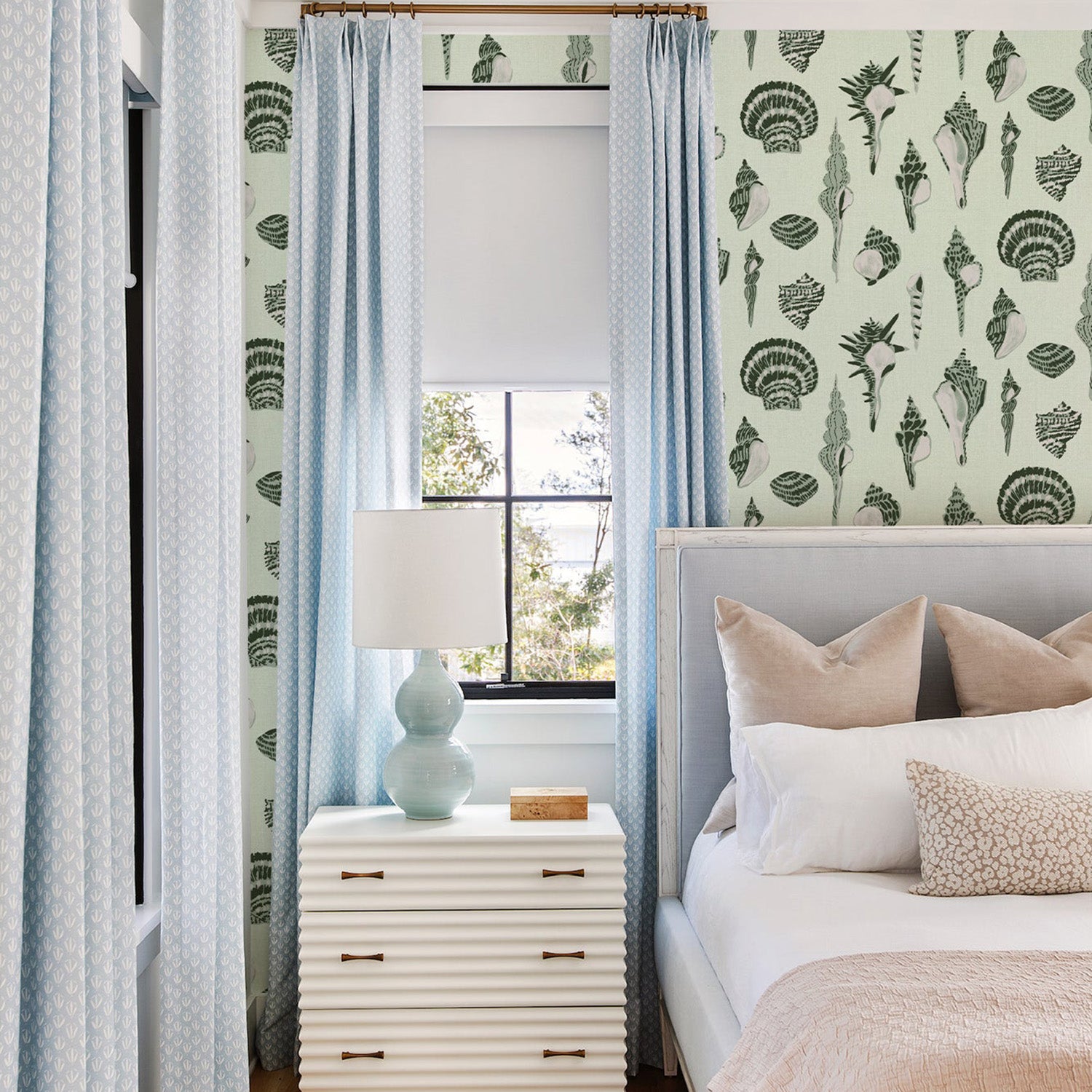 Mitchell Black x Megan Molten Sullivan's Island Shells Wallpaper