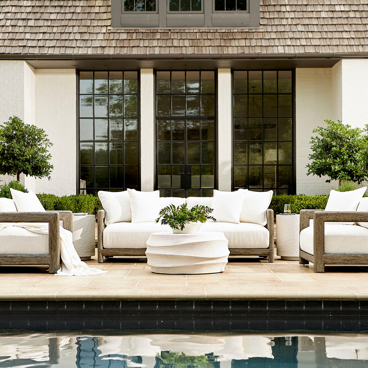 Bernhardt Exteriors Kai Round Outdoor Cocktail Table