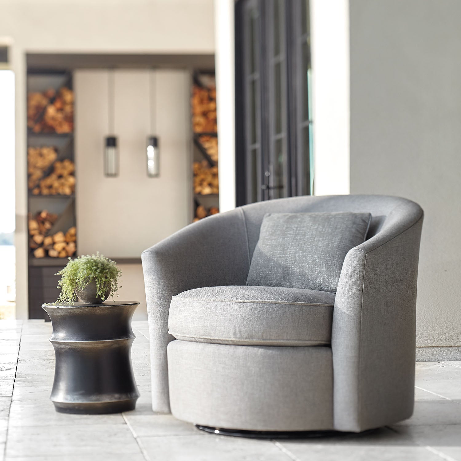 Bernhardt Exteriors Maya Round Outdoor Accent Table
