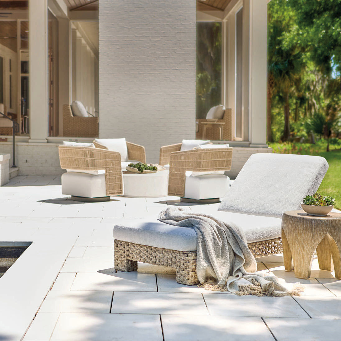 Bernhardt Exteriors Trapani Outdoor Cocktail Table