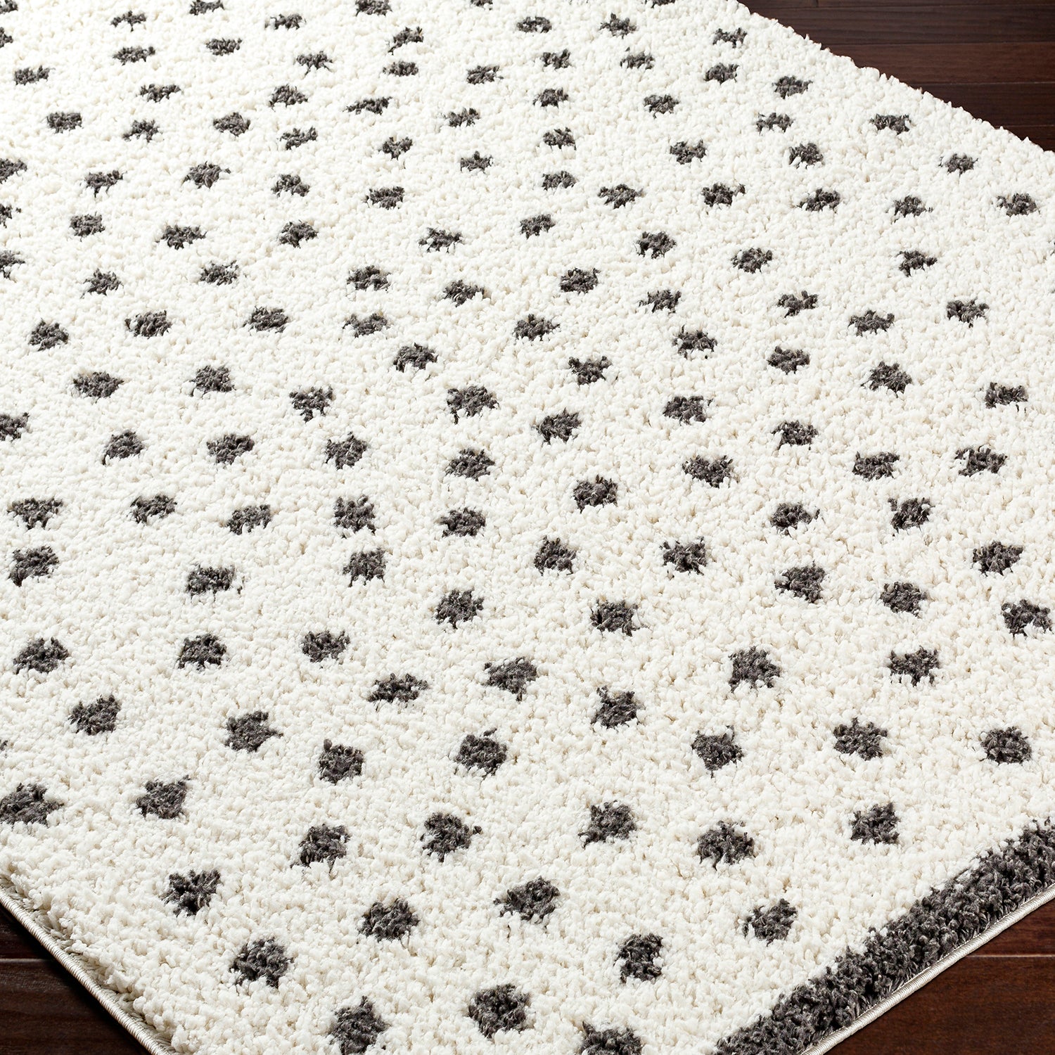 Livabliss Birmingham Spots Machine Woven Rug