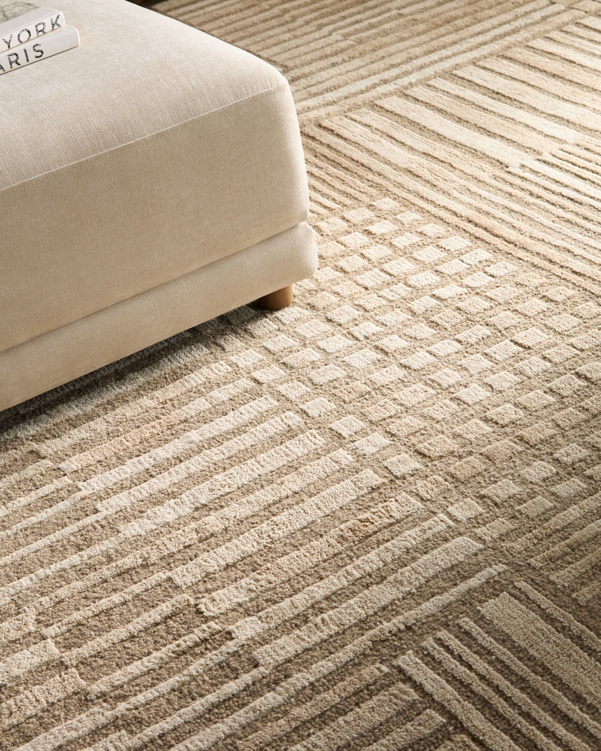 Surya Bergamo BMO-2303 Hand Knotted Rug