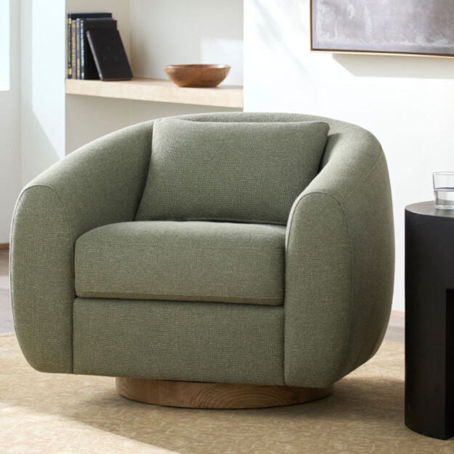 Loma Polyester Swivel Chair