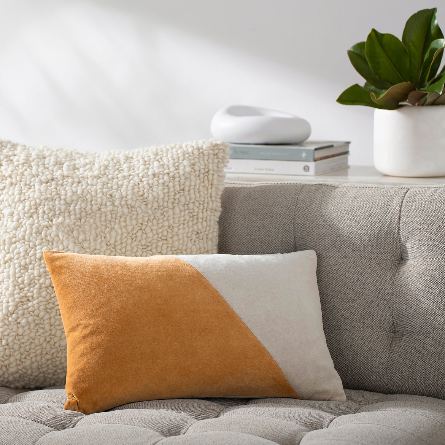 Cotton Velvet Wave Throw Pillow