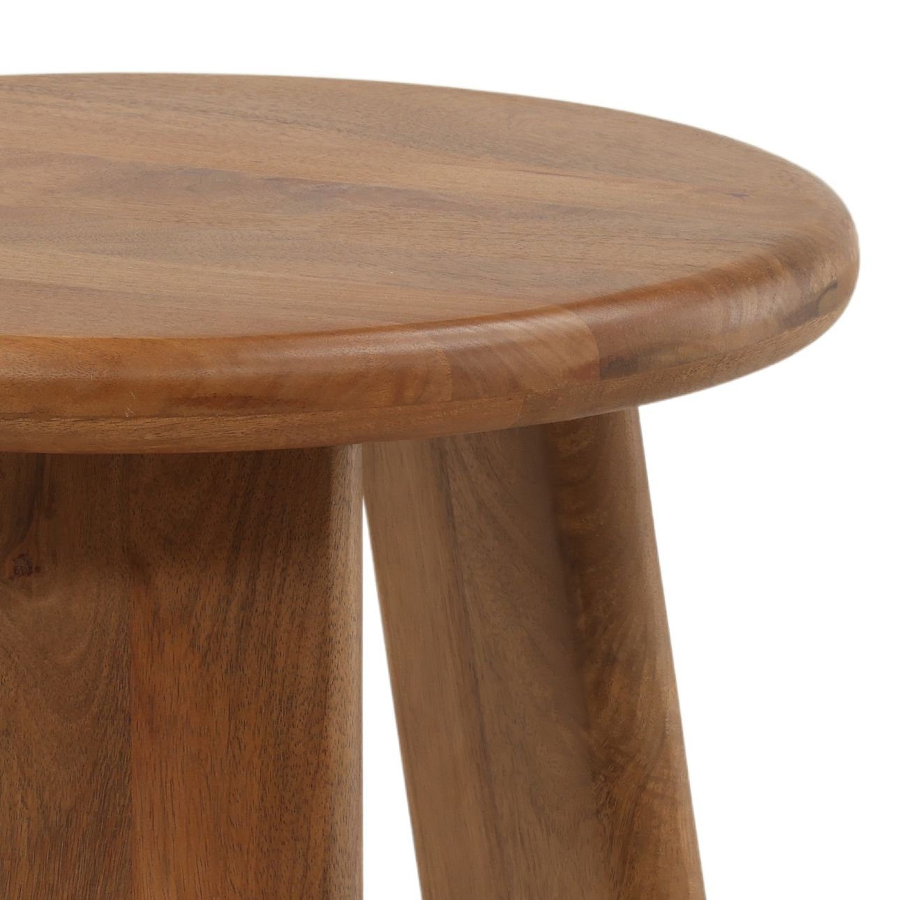 Close-up of the mango wood grain on the Winsor side table