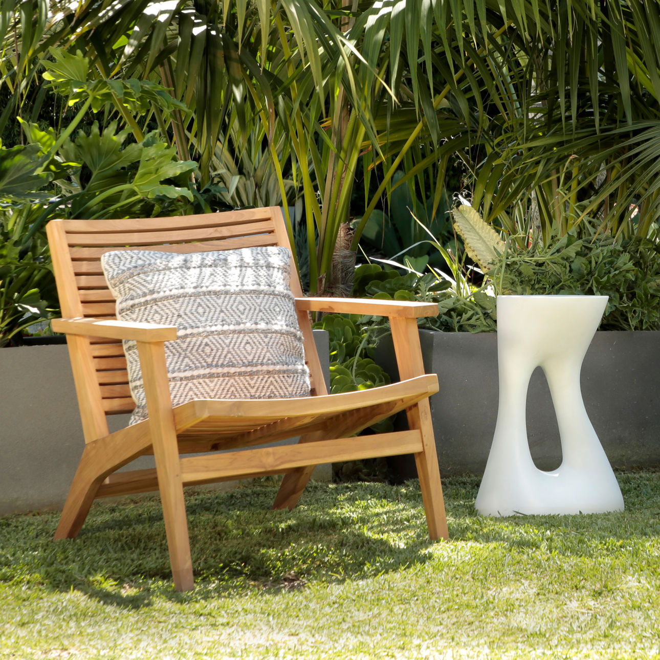 Adir Indoor/Outdoor Throw Pillow