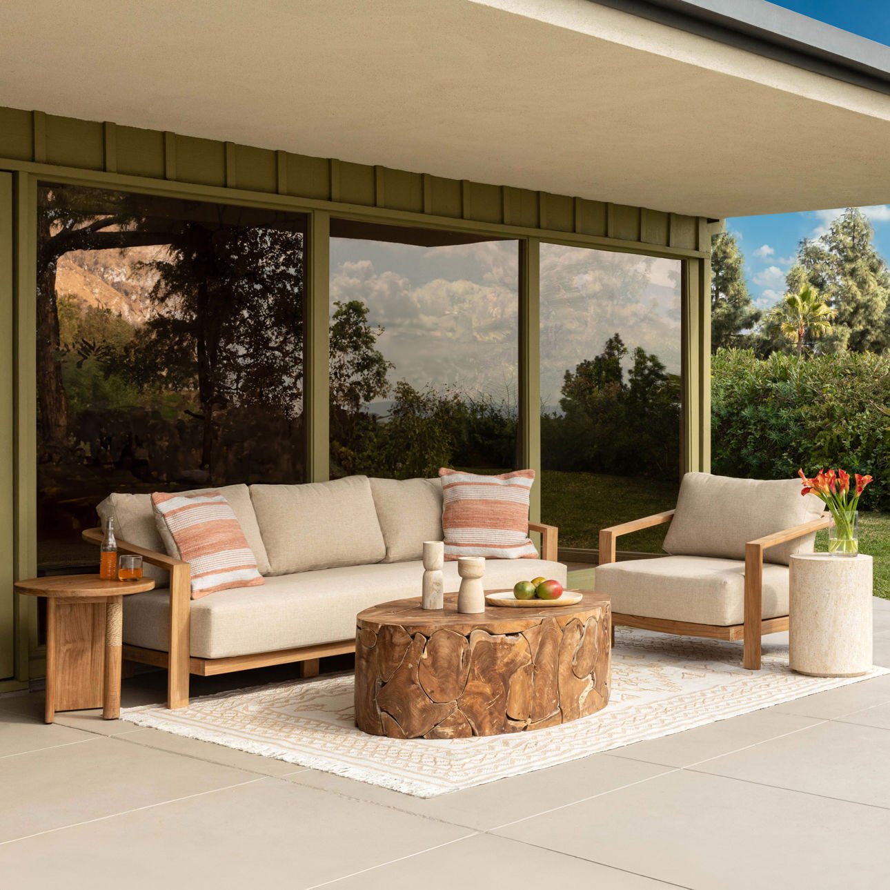 Redford Outdoor Sofa Chair
