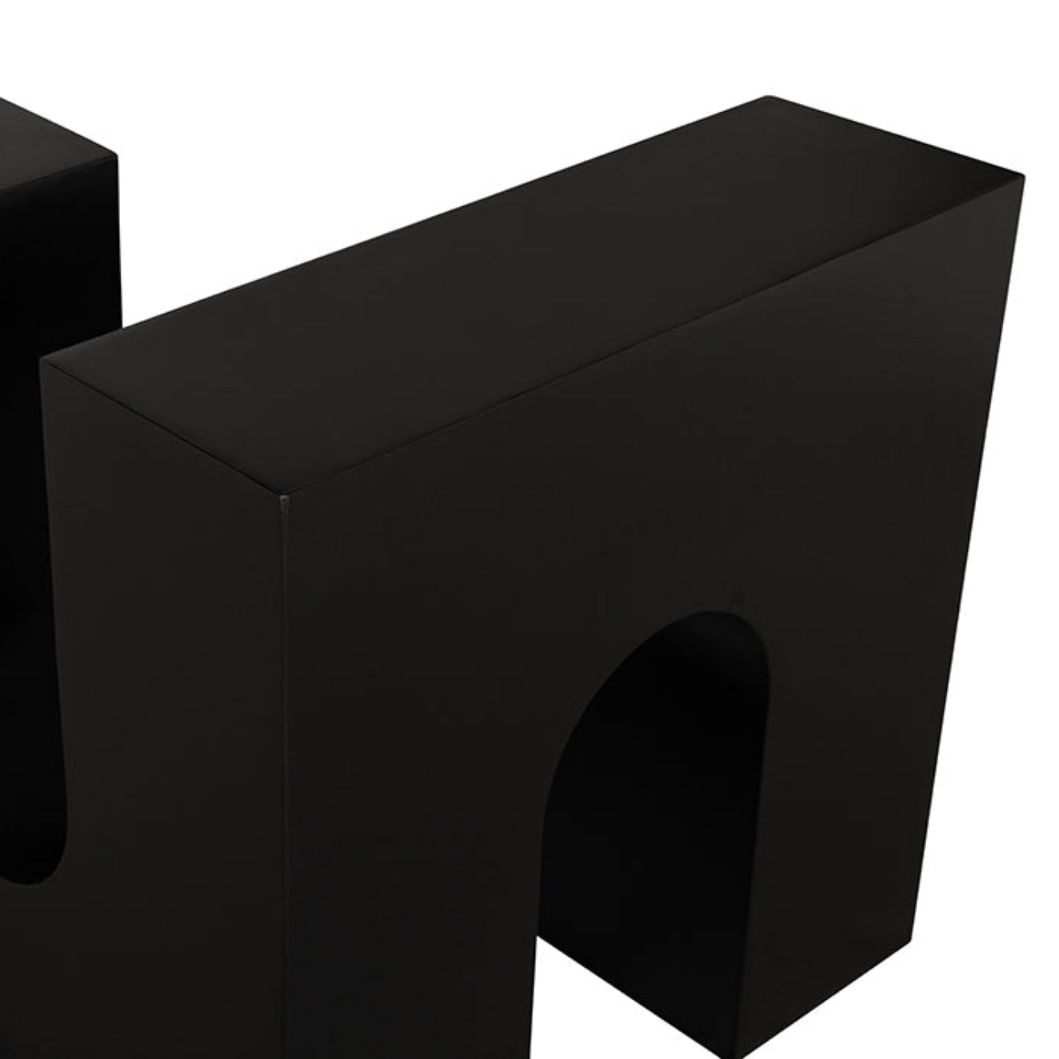 Noir Leopold Side Table in matte black
