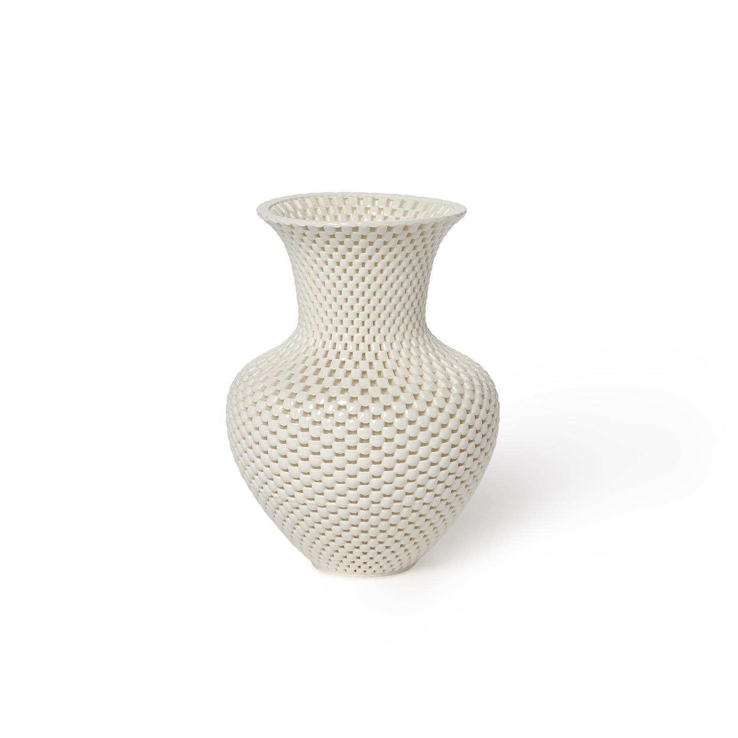 Filigree Vase Set of 2