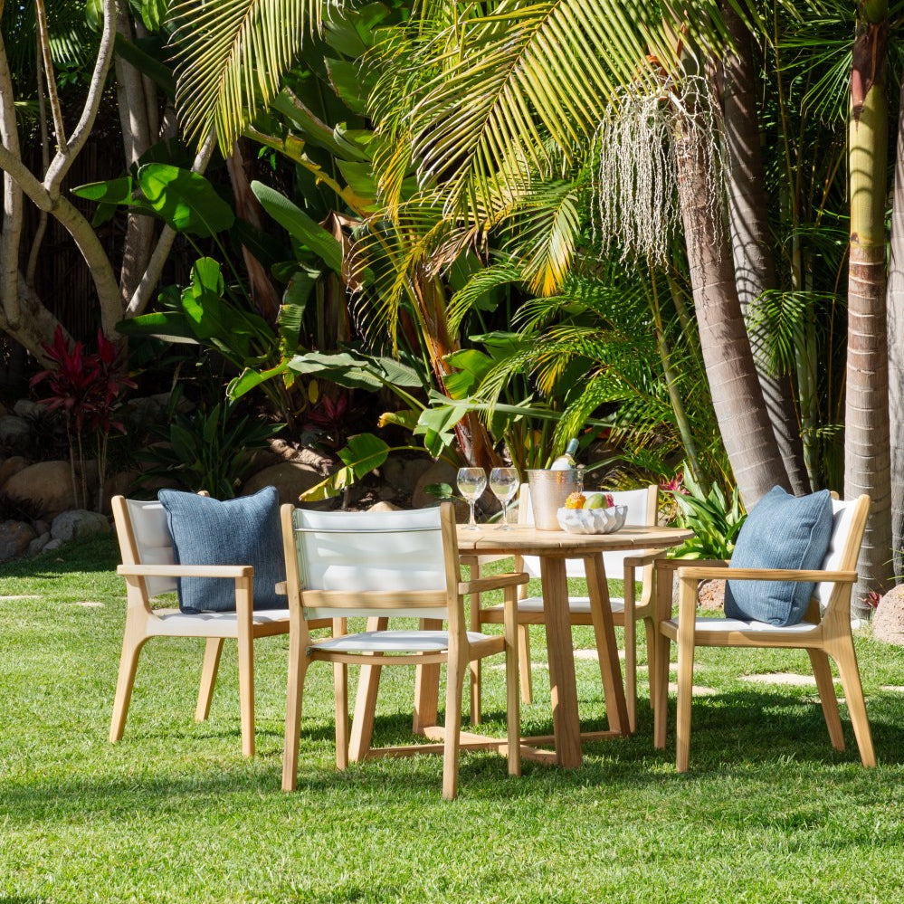 Margaritaville Harbor Outdoor Round Dining Table