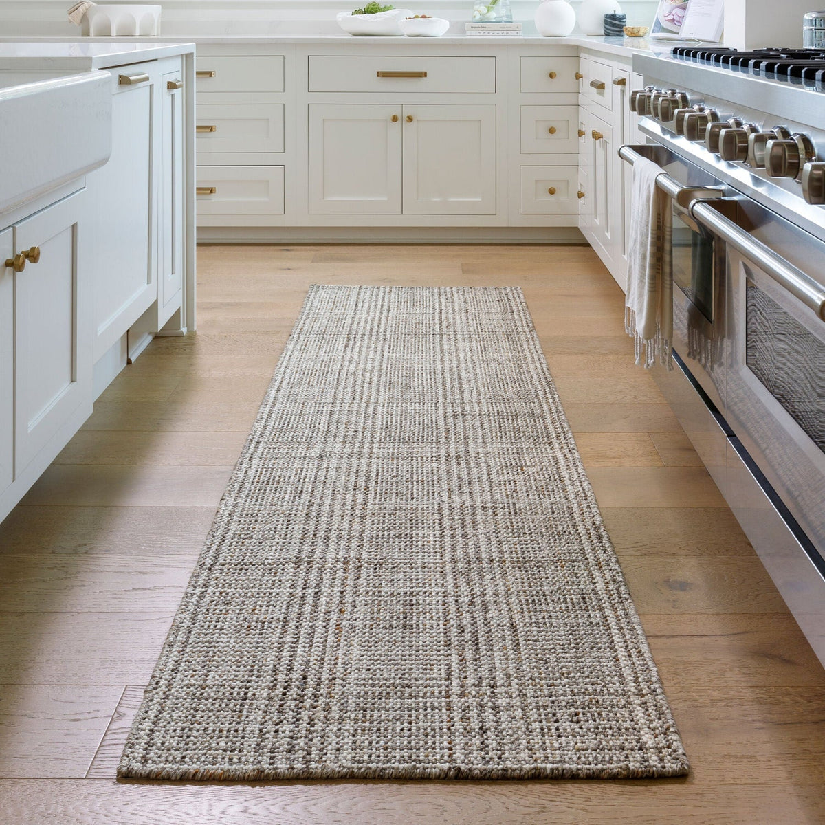 Surya Hope HOP-2300 Hand Loomed Rug