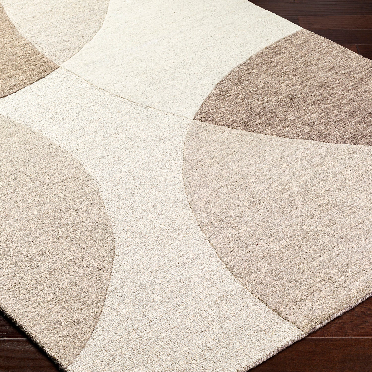 Livabliss Isabel Bubbles Hand Tufted Rug