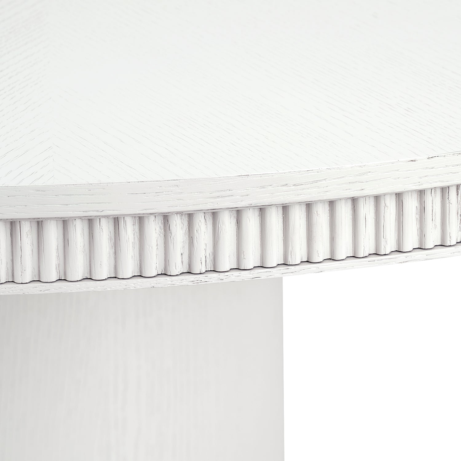 Villa and House Kinsley Dining Table