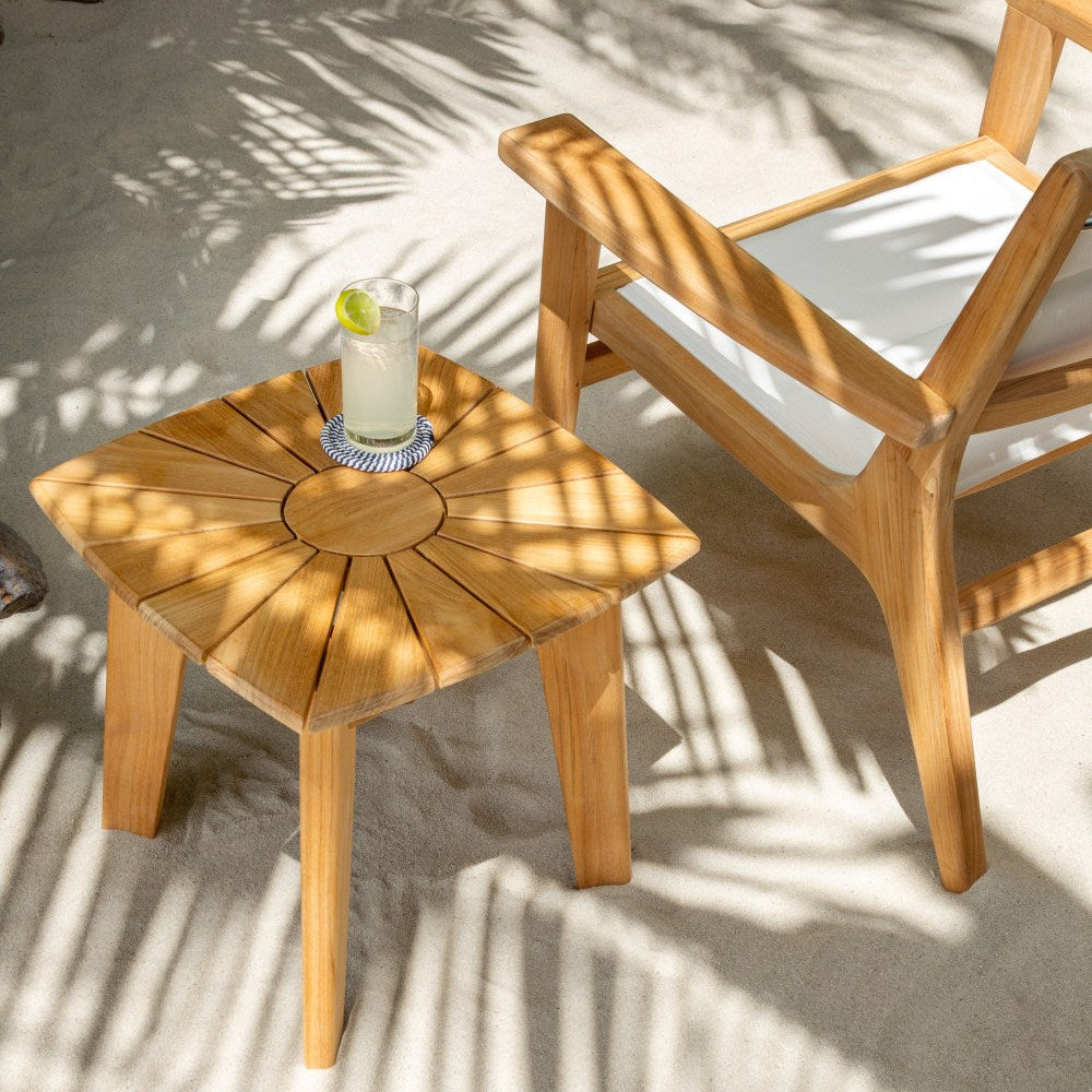 Margaritaville Harbor Outdoor End Table