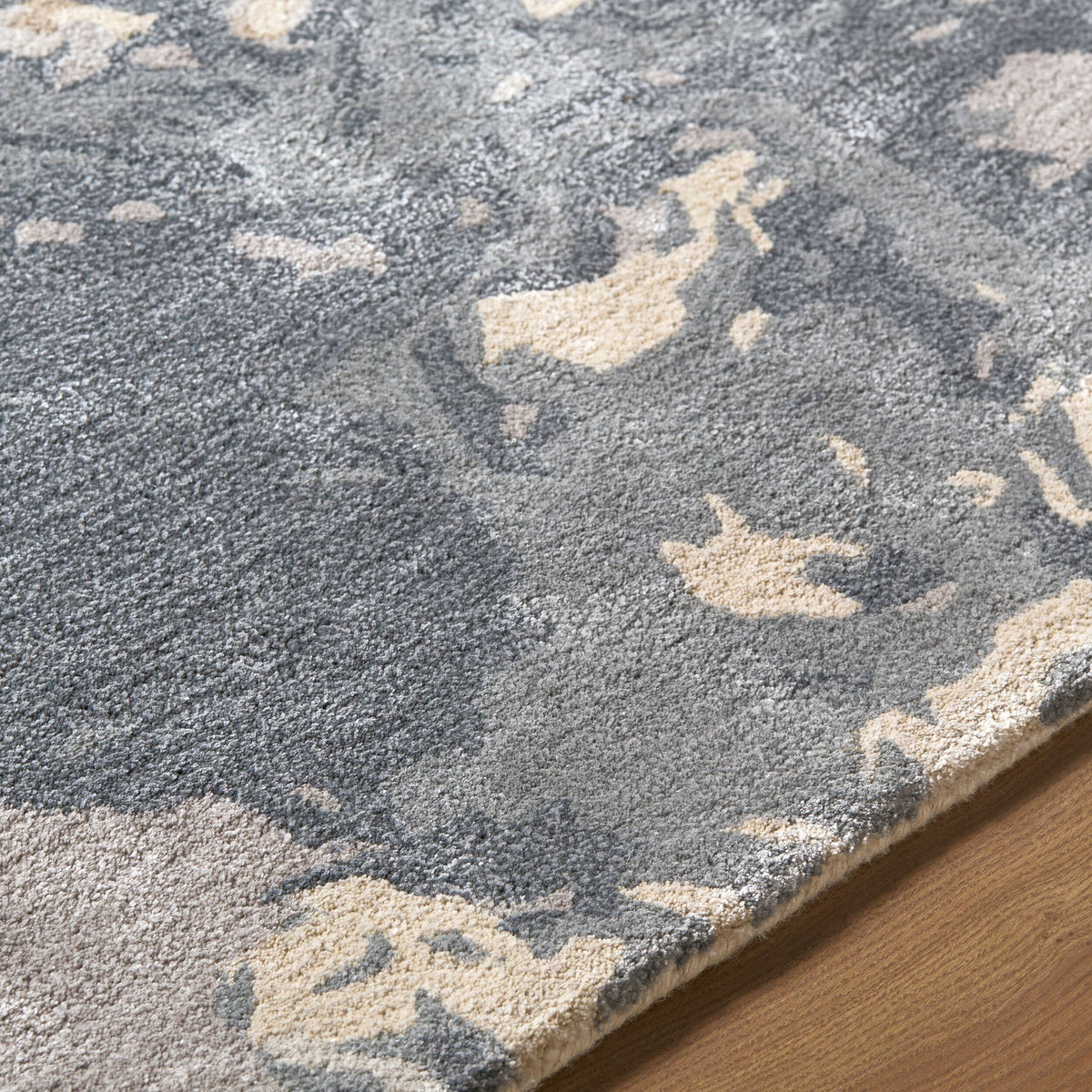 Surya Kavita KVT-2330 Hand Tufted Rug