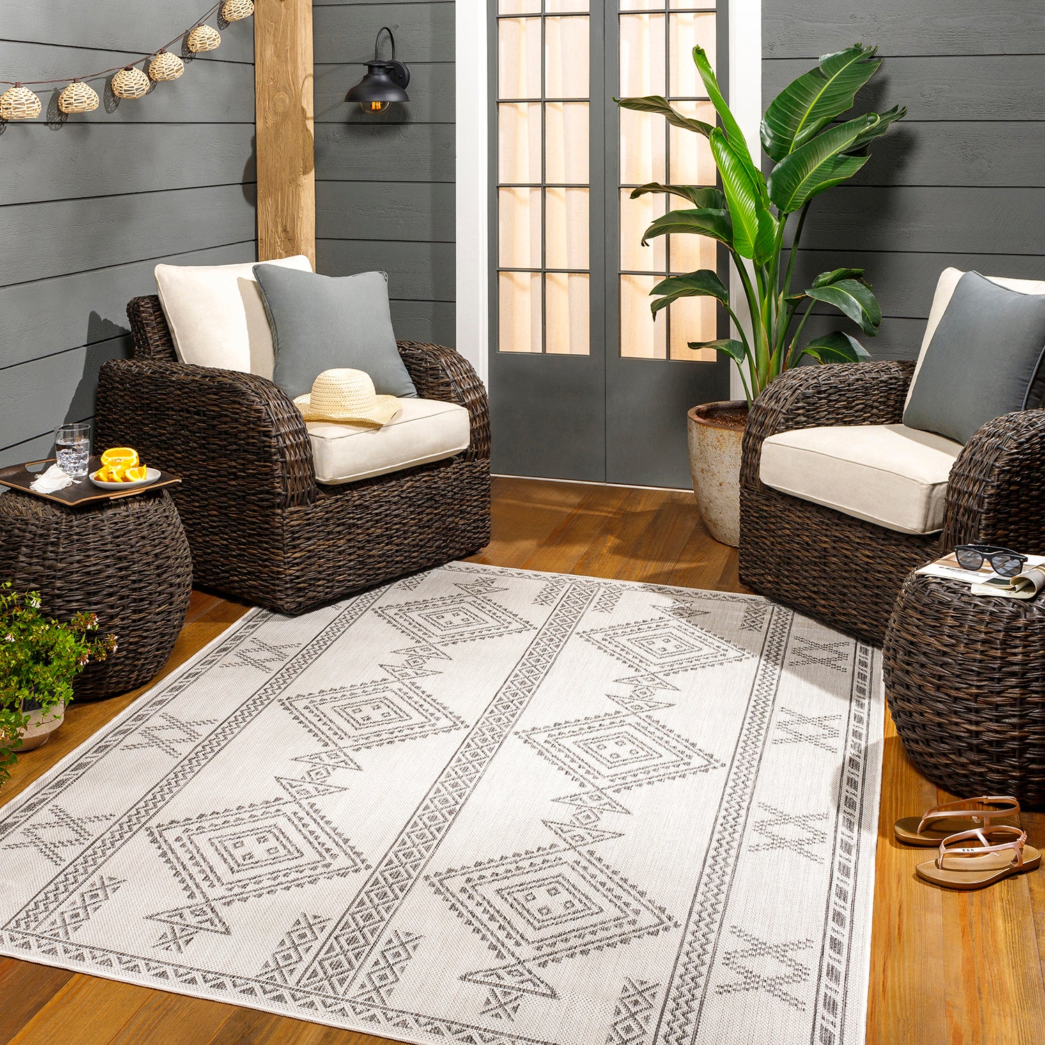 Livabliss Long Beach Santa Fe Indoor/Outdoor Rug