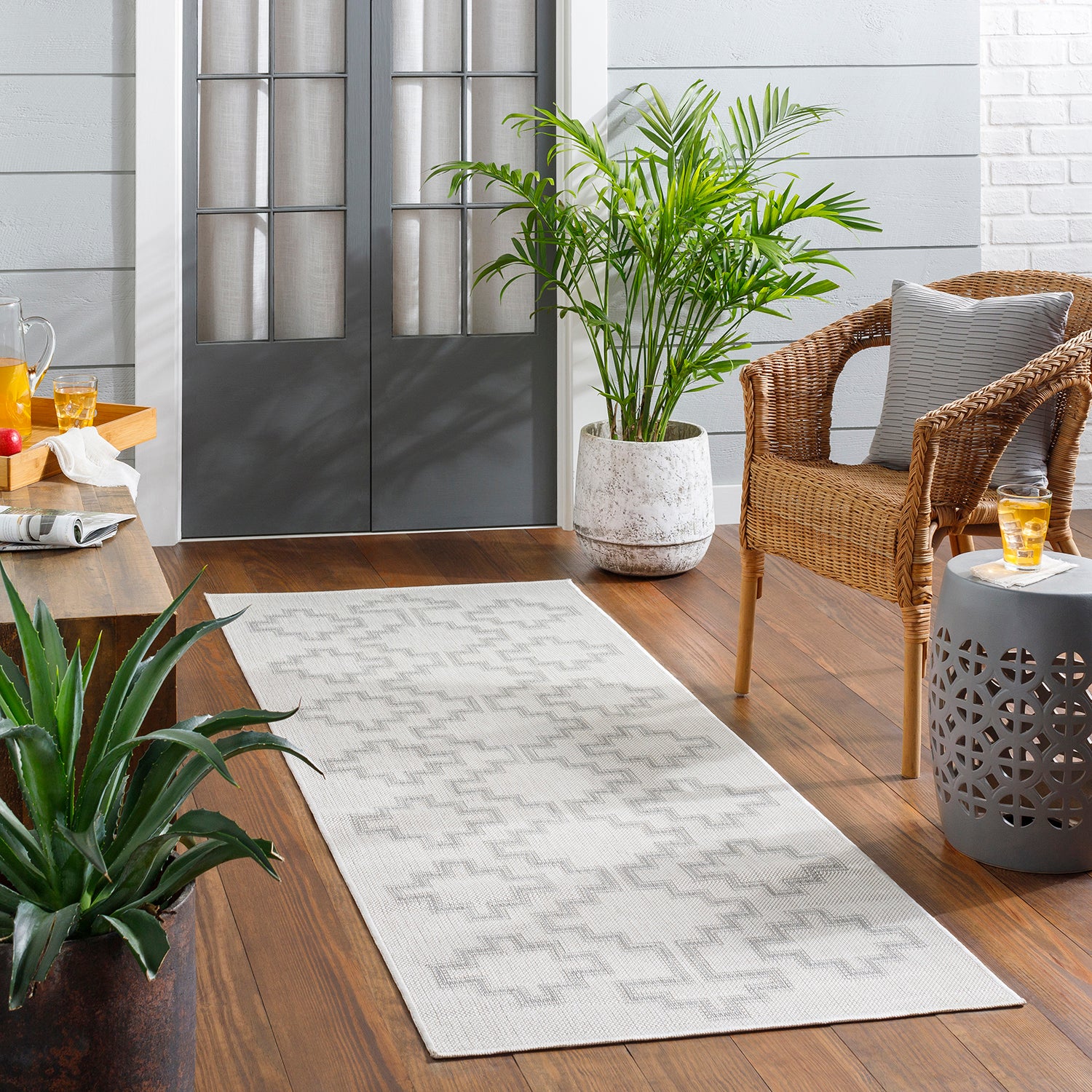 Livabliss Long Beach Southwest Indoor/Outdoor Rug