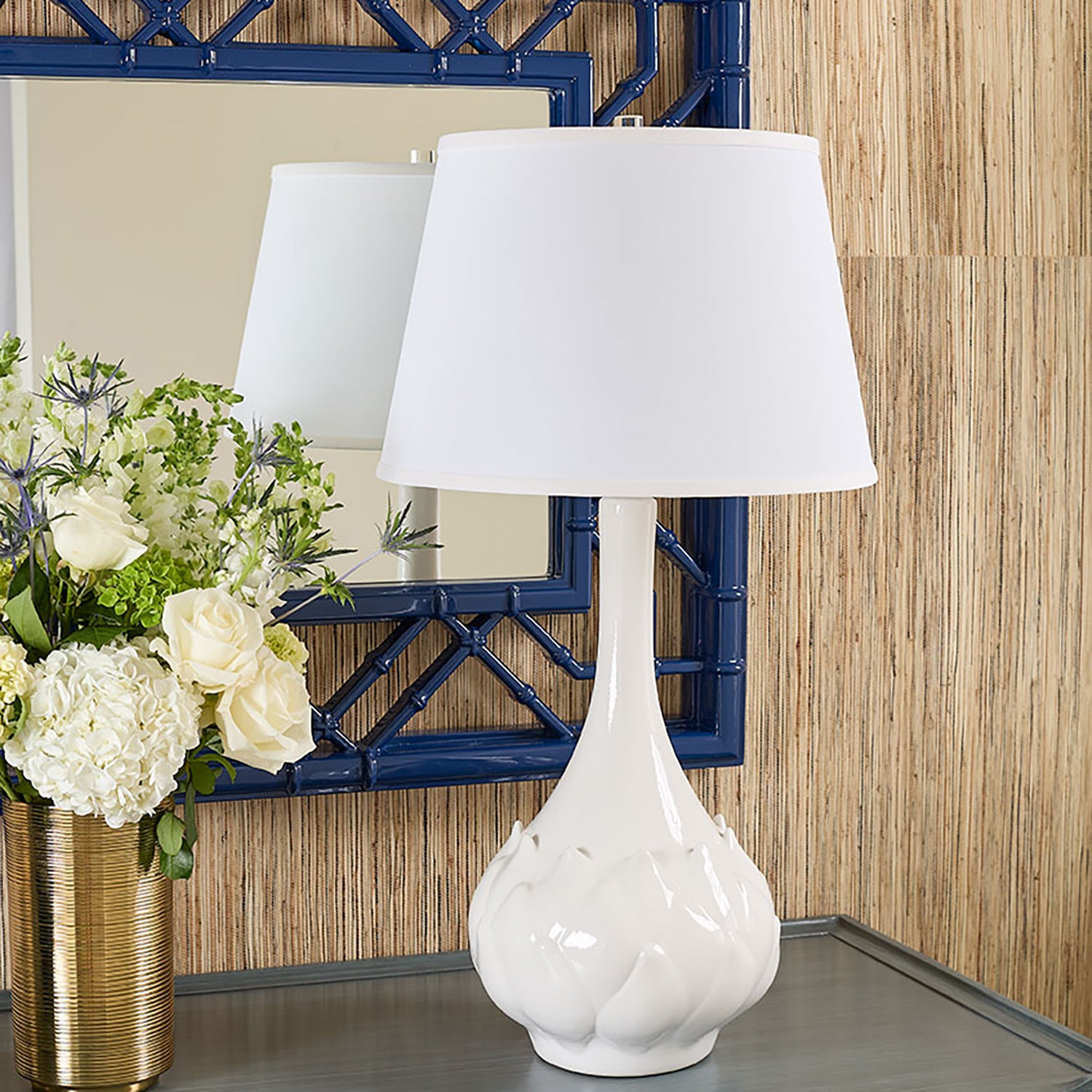 Villa and House Lotus Table Lamp Base