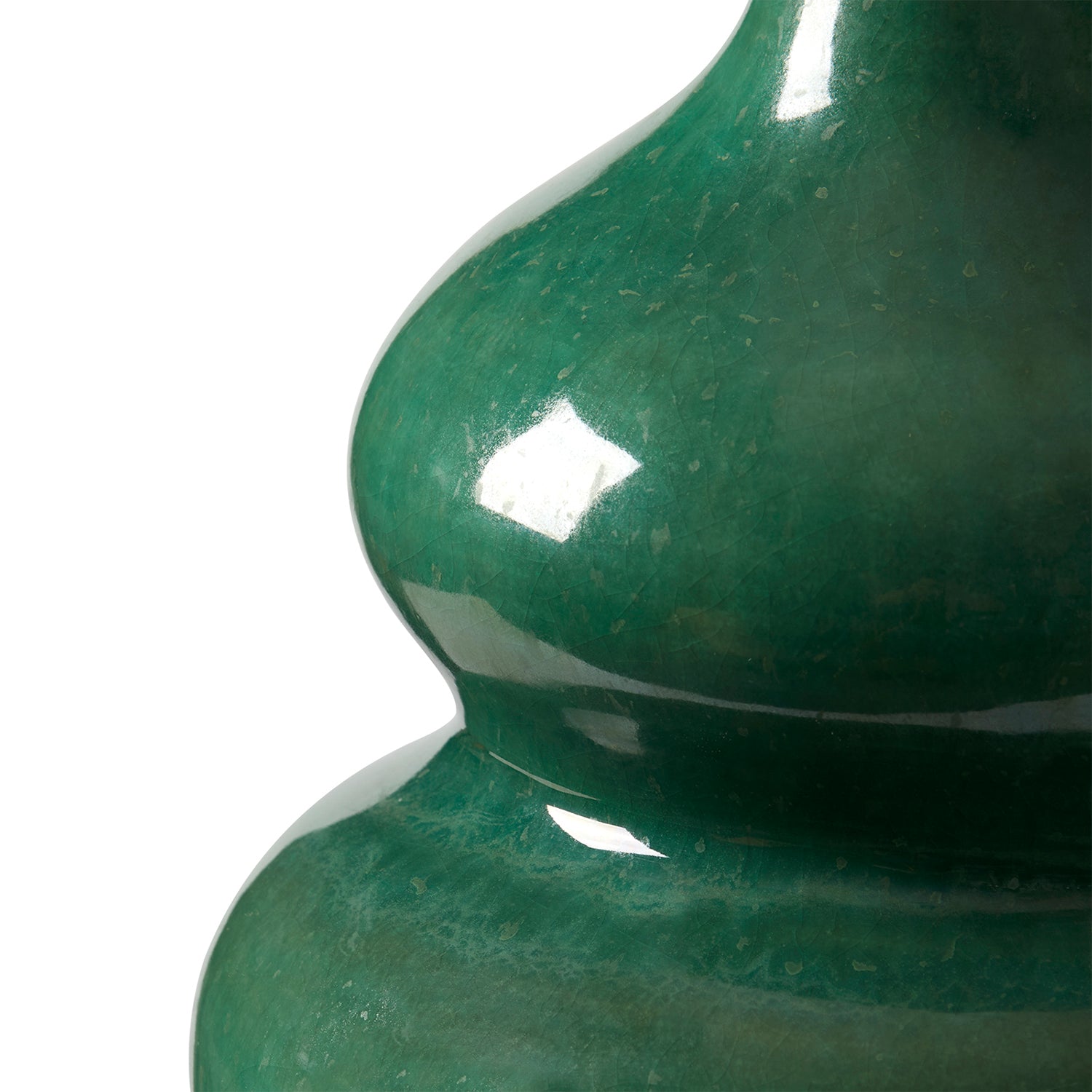 Villa and House Maila Table Lamp