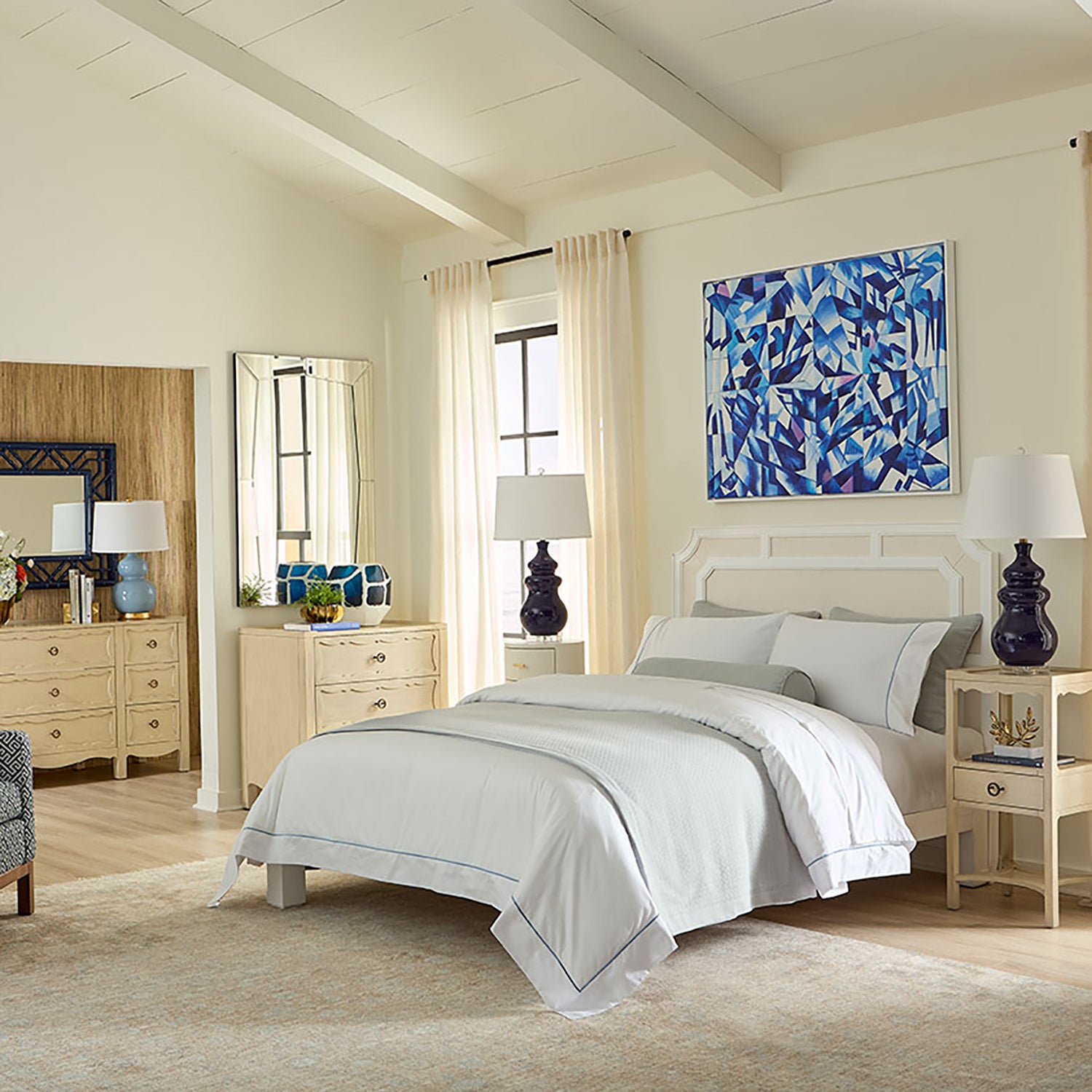 Villa and House Maila Table Lamp