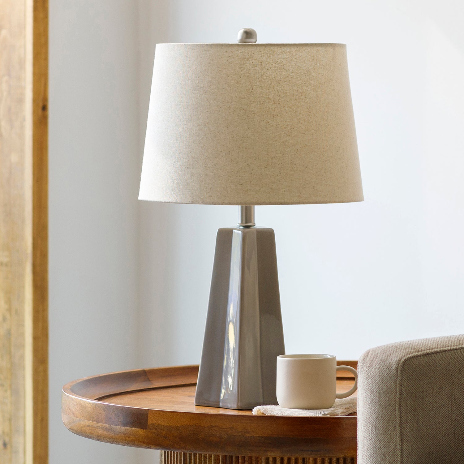 Stellan Table Lamp