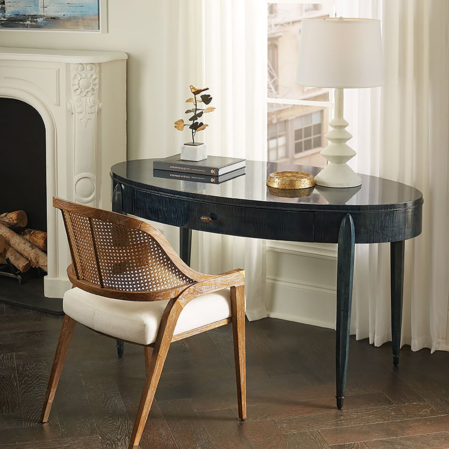 Villa and House Natalie Desk