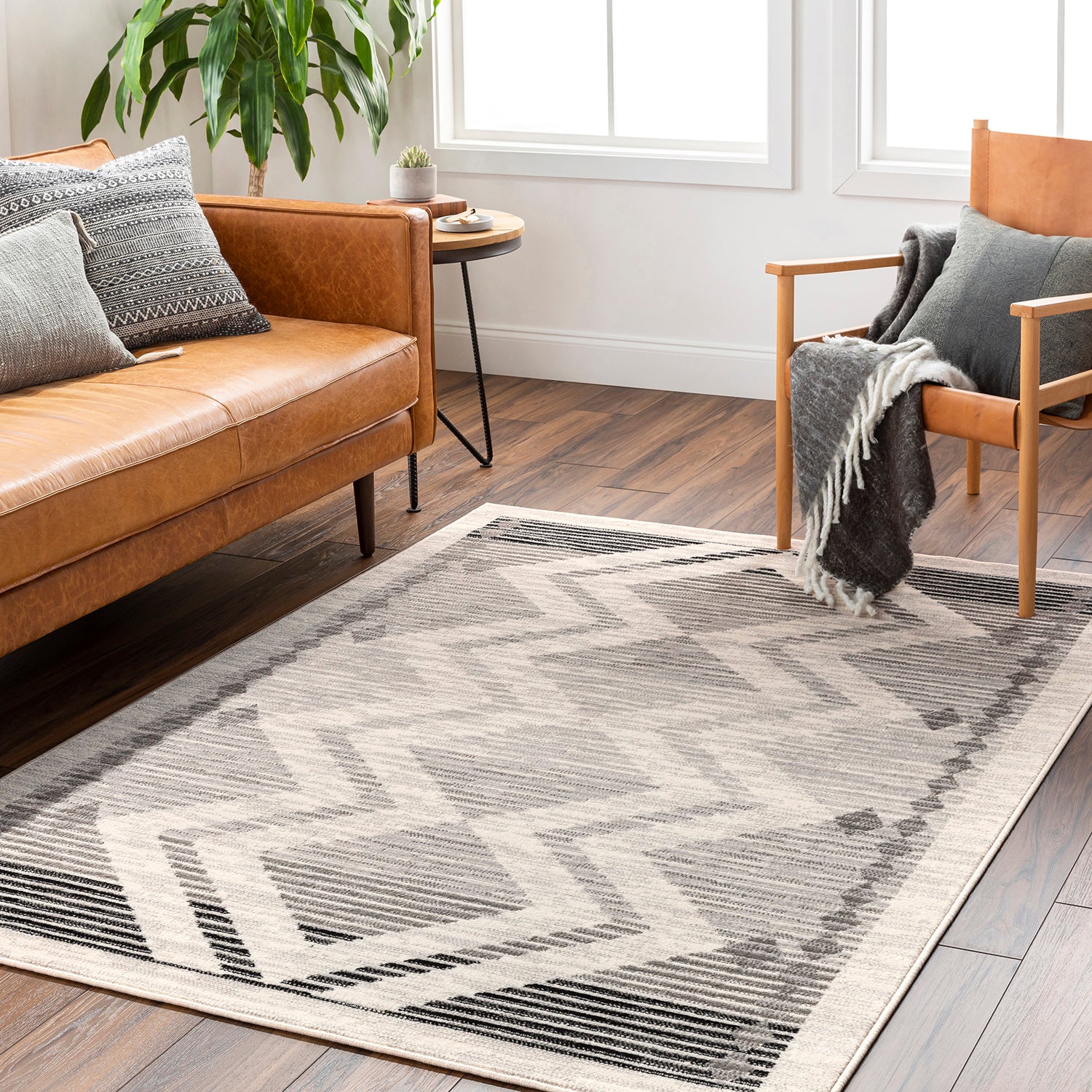 Livabliss Pisa Gray Machine Woven Rug