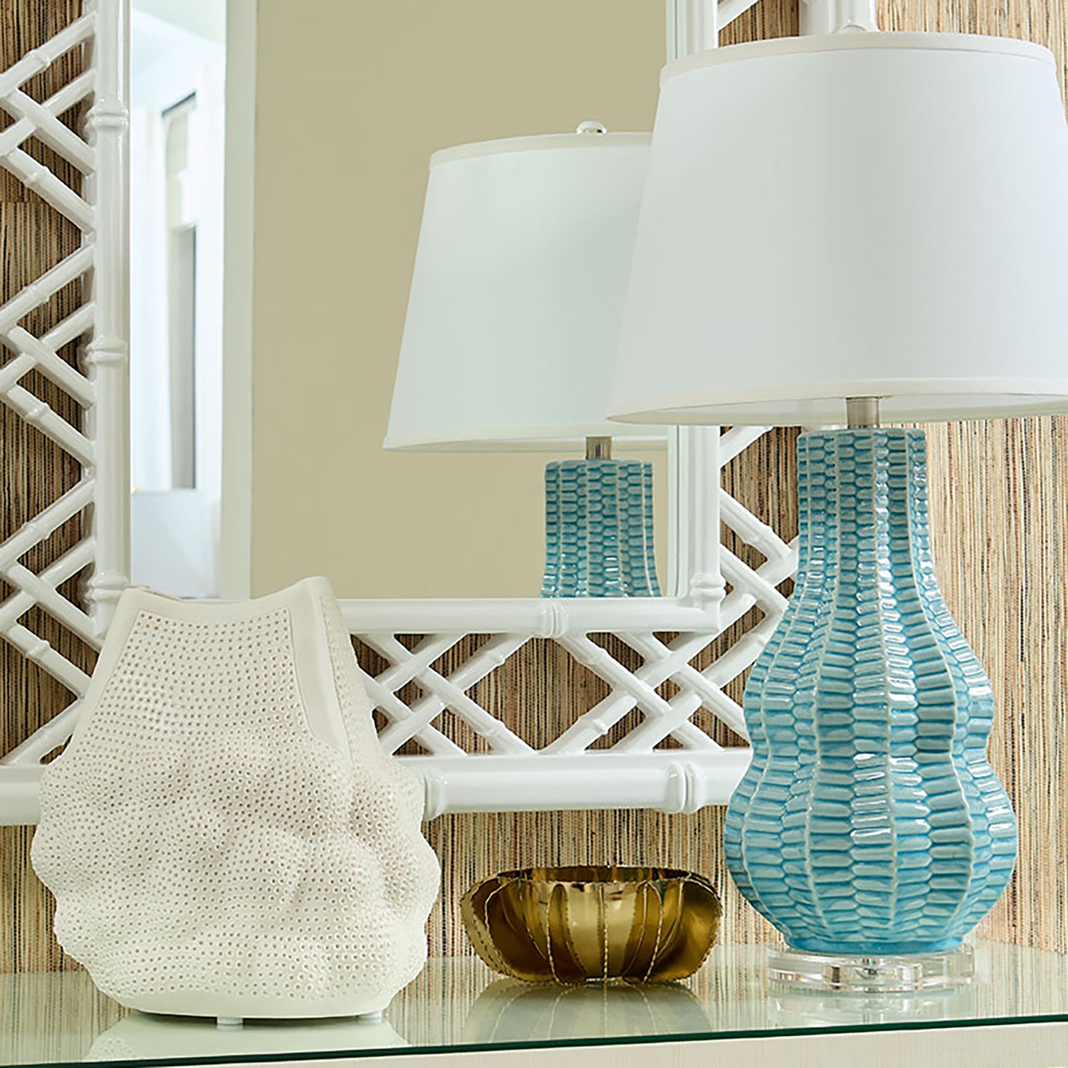 Villa and House Quinn Table Lamp