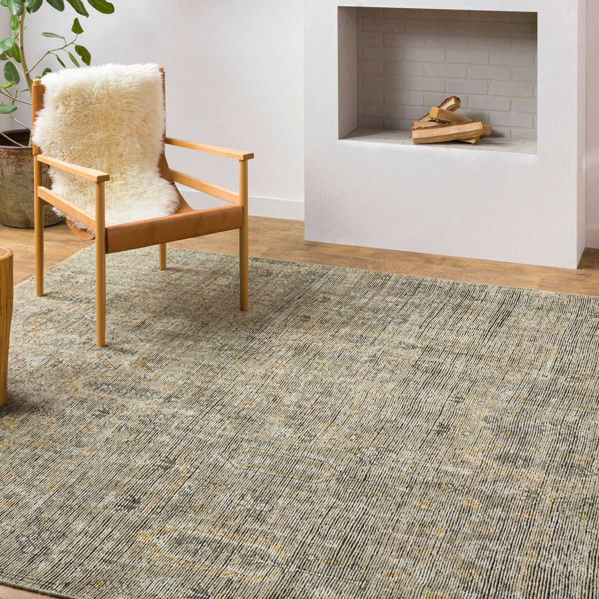 Surya Reign REG-2302 Hand Knotted Rug