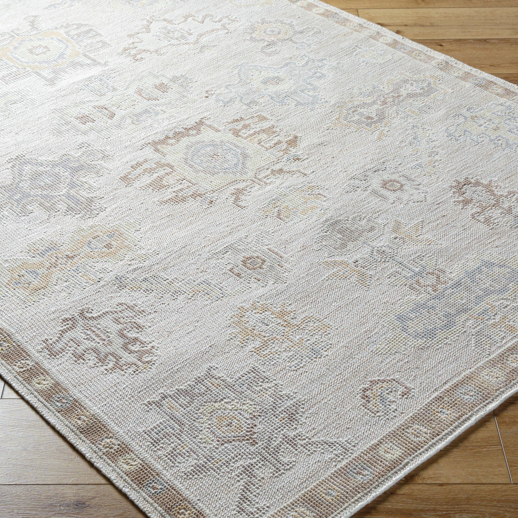Surya Revere RVE-2303 Hand Knotted Rug