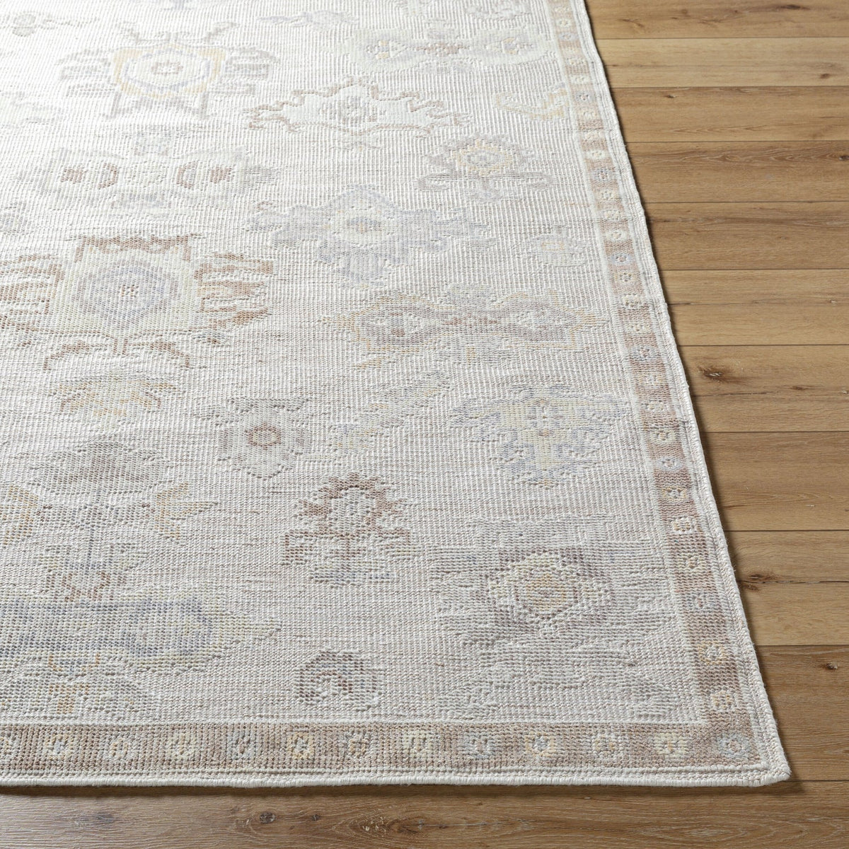Surya Revere RVE-2303 Hand Knotted Rug