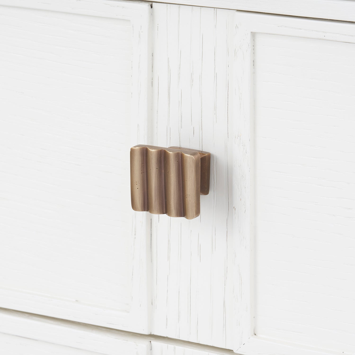 Villa and House Sienna 3 Drawer Side Table