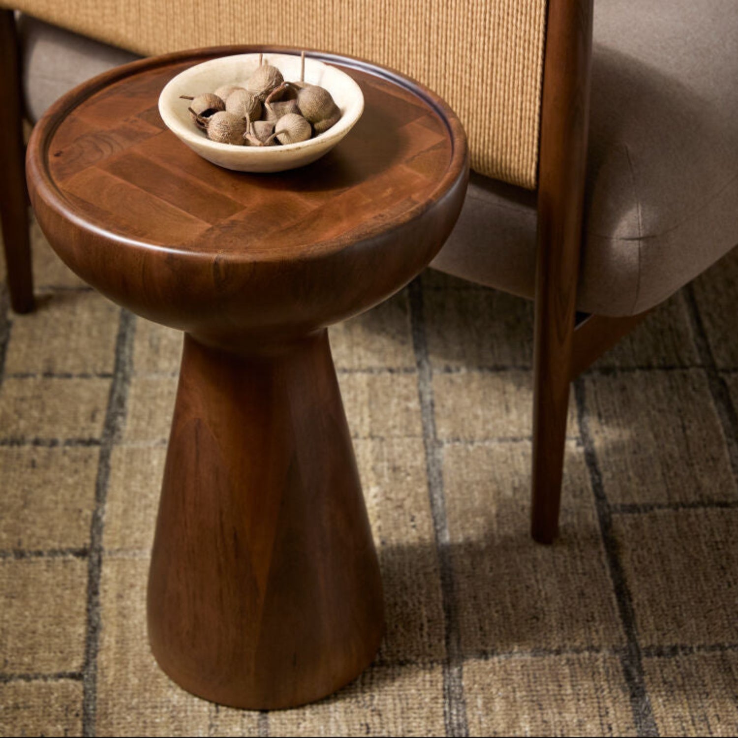 Tomlee Brown Mango Wood End Table