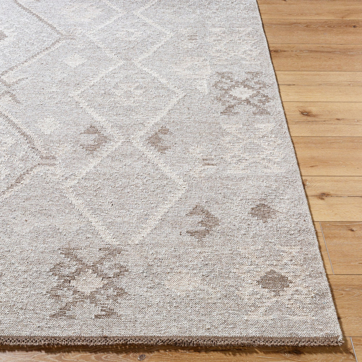 Surya Tempe TPE-2300 Hand Woven Rug