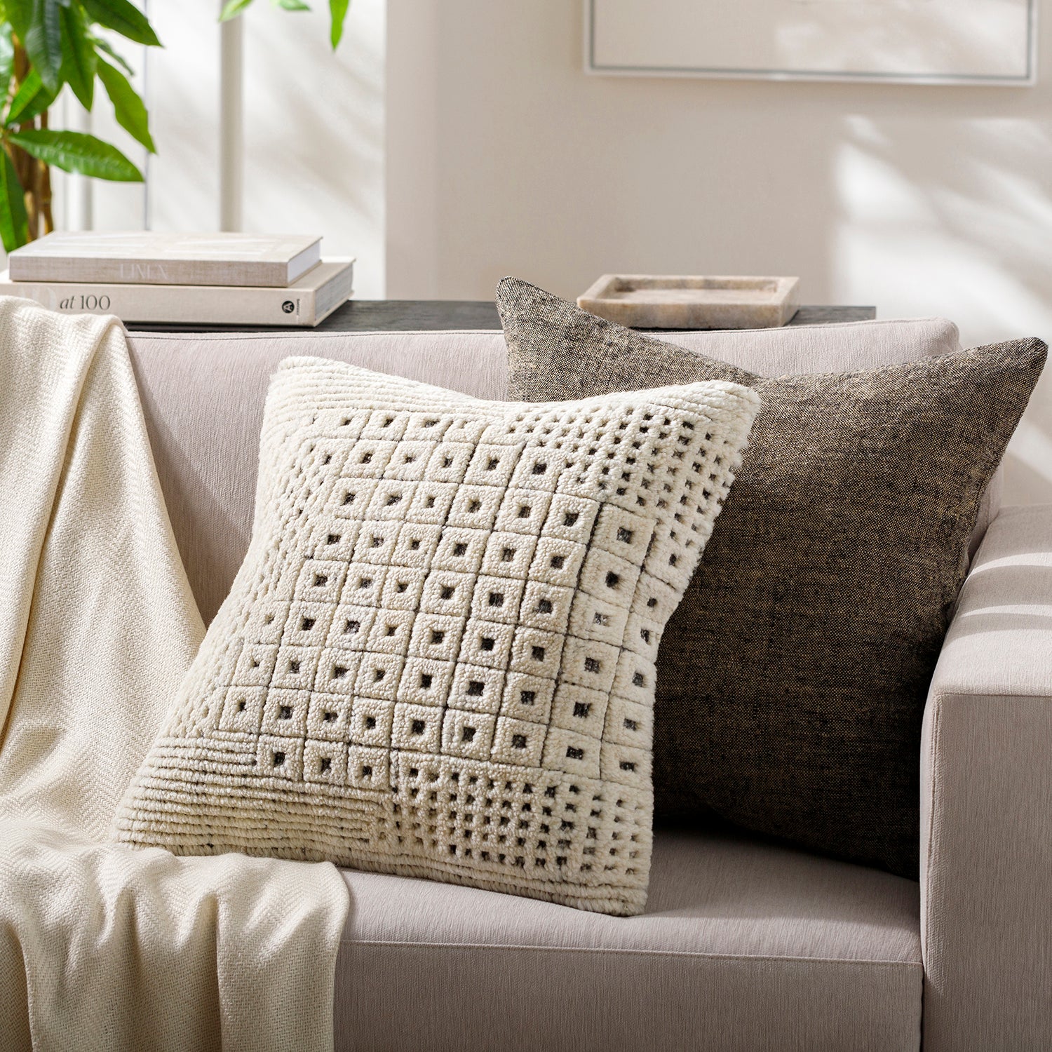 Tunisia Teca Throw Pillow