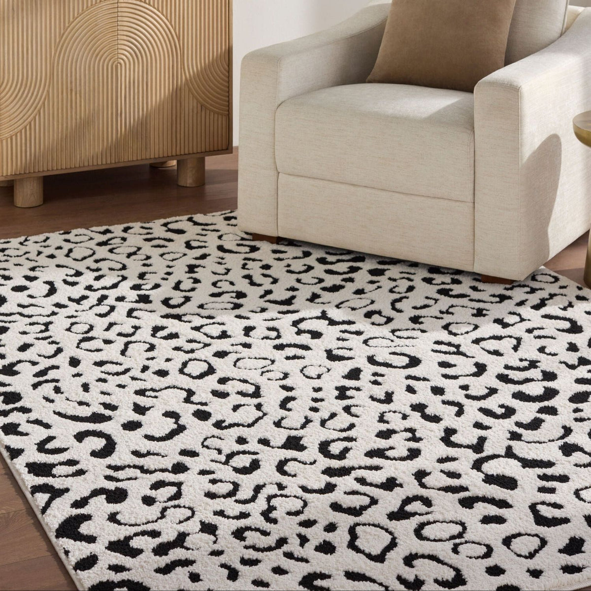 Rachel Zoe x Livabliss The Studio Edit RZSE-2321 Machine Woven Rug
