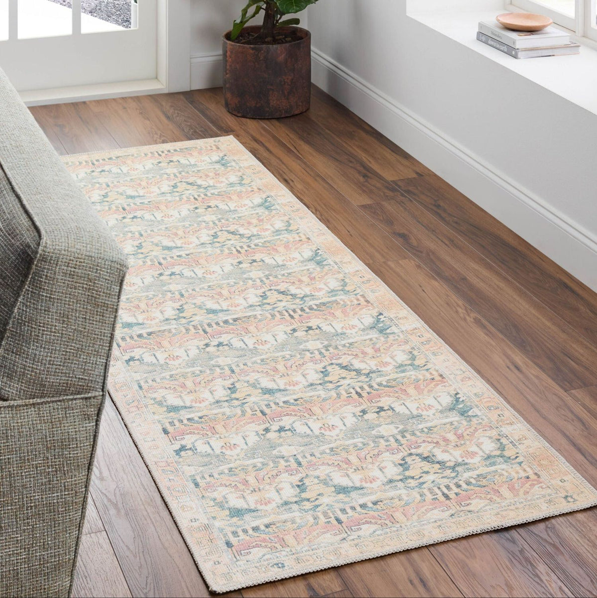 Livabliss Amelie AML-2397 Machine Woven Rug
