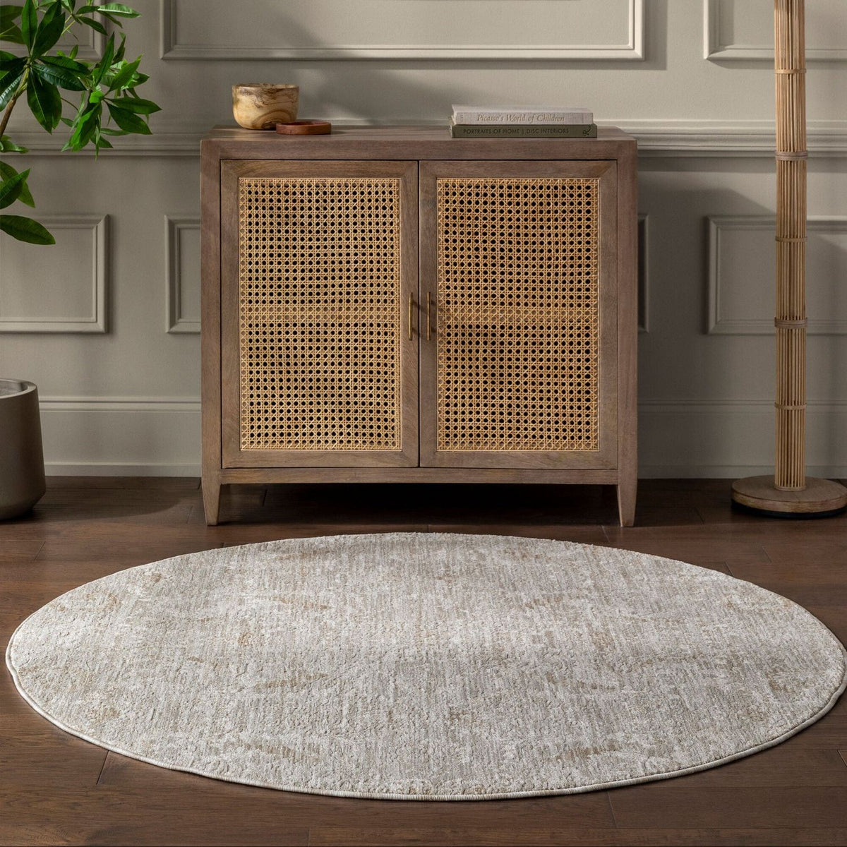 Livabliss Masterpiece MPC-2317 Machine Woven Rug