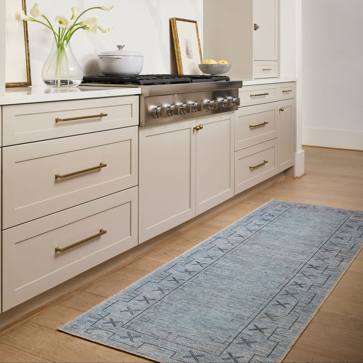 Becki Owens x Livabliss Casita BOCS-2303 Machine Woven Rug