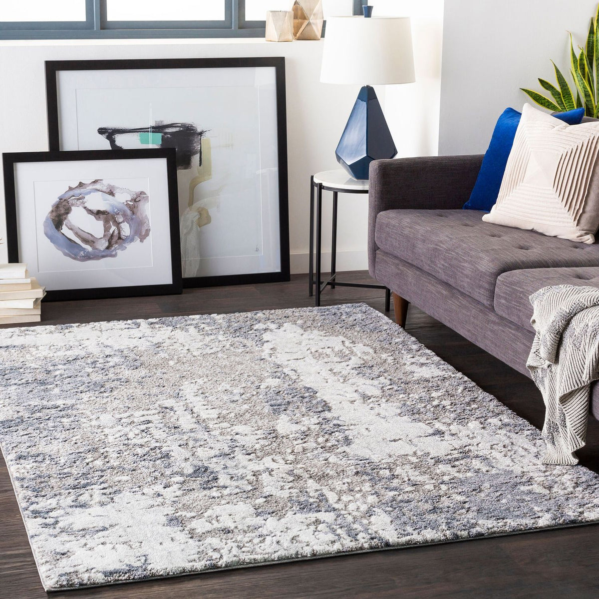 Livabliss Venice VNE-2304 Machine Woven Rug