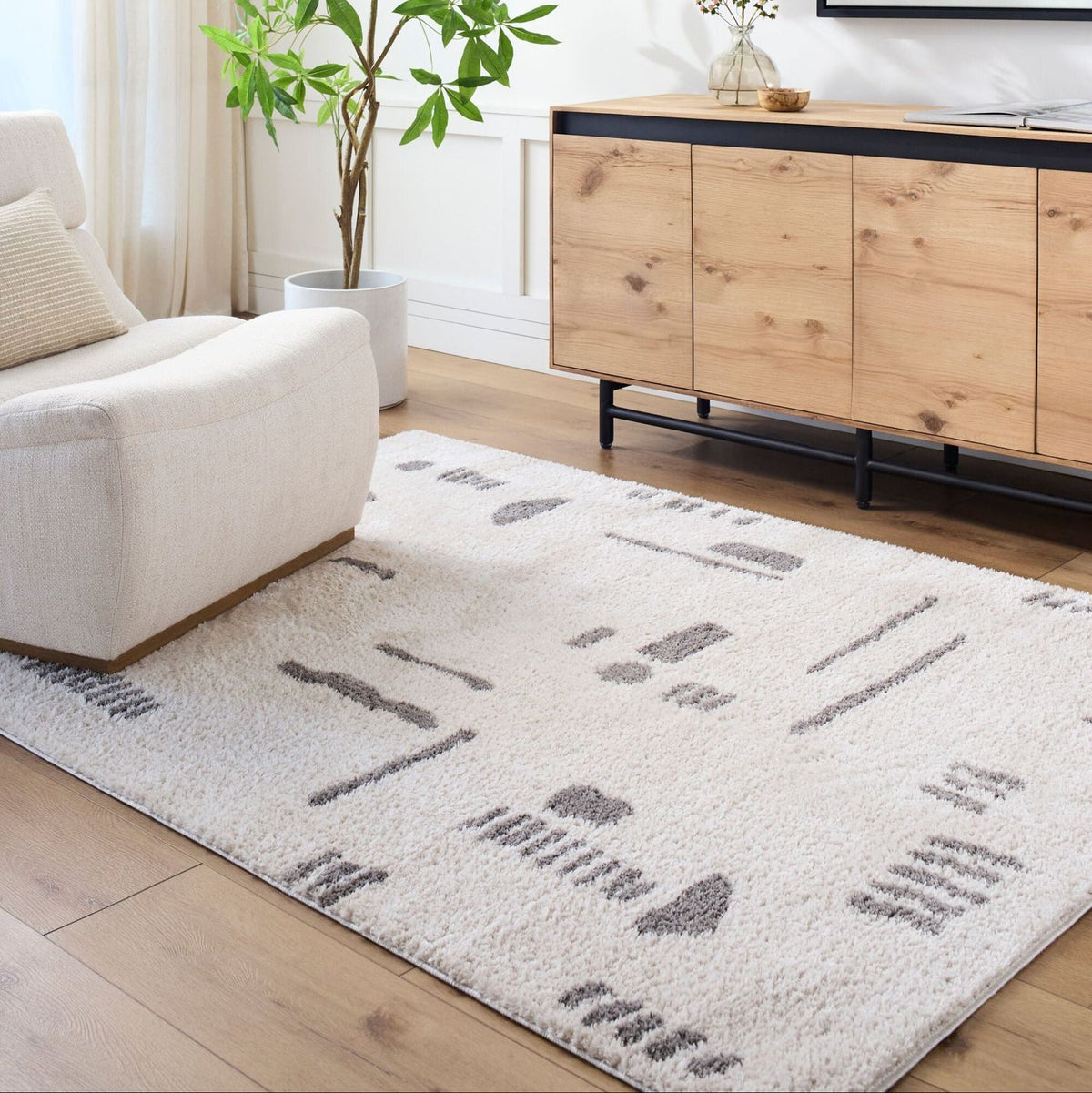 Livabliss Fossay Shag FSG-2303 Machine Woven Rug