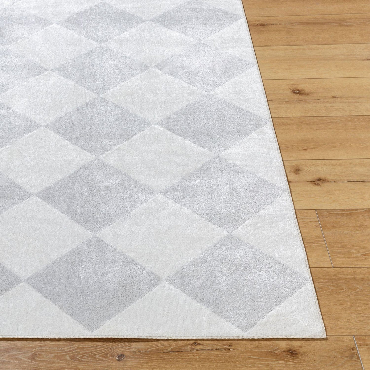 Livabliss Lillian LLL-2376 Machine Woven Rug