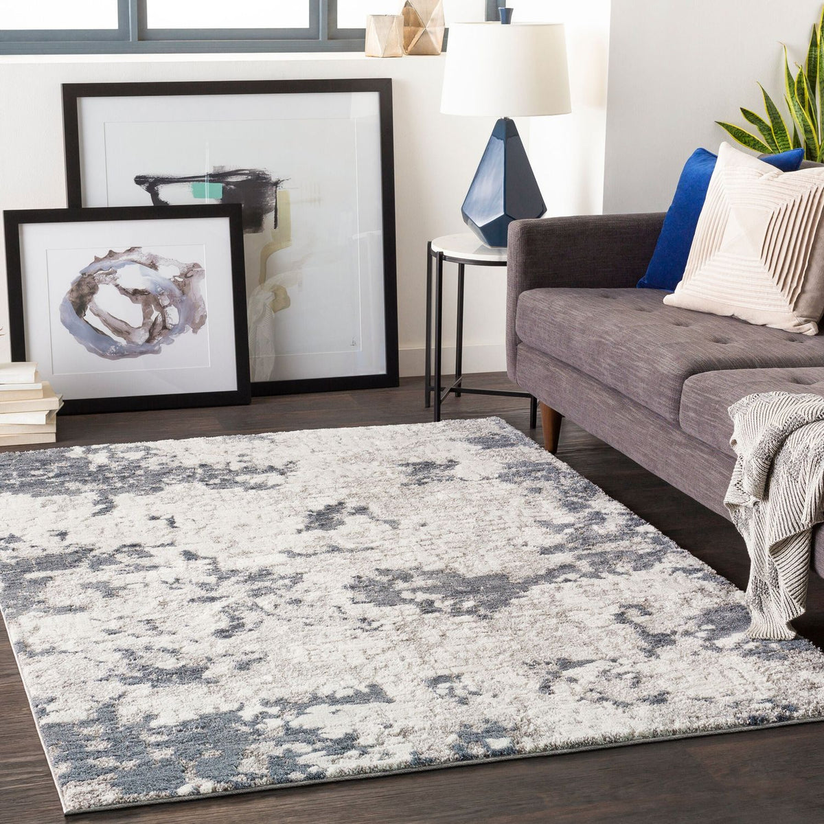 Livabliss Venice VNE-2300 Machine Woven Rug
