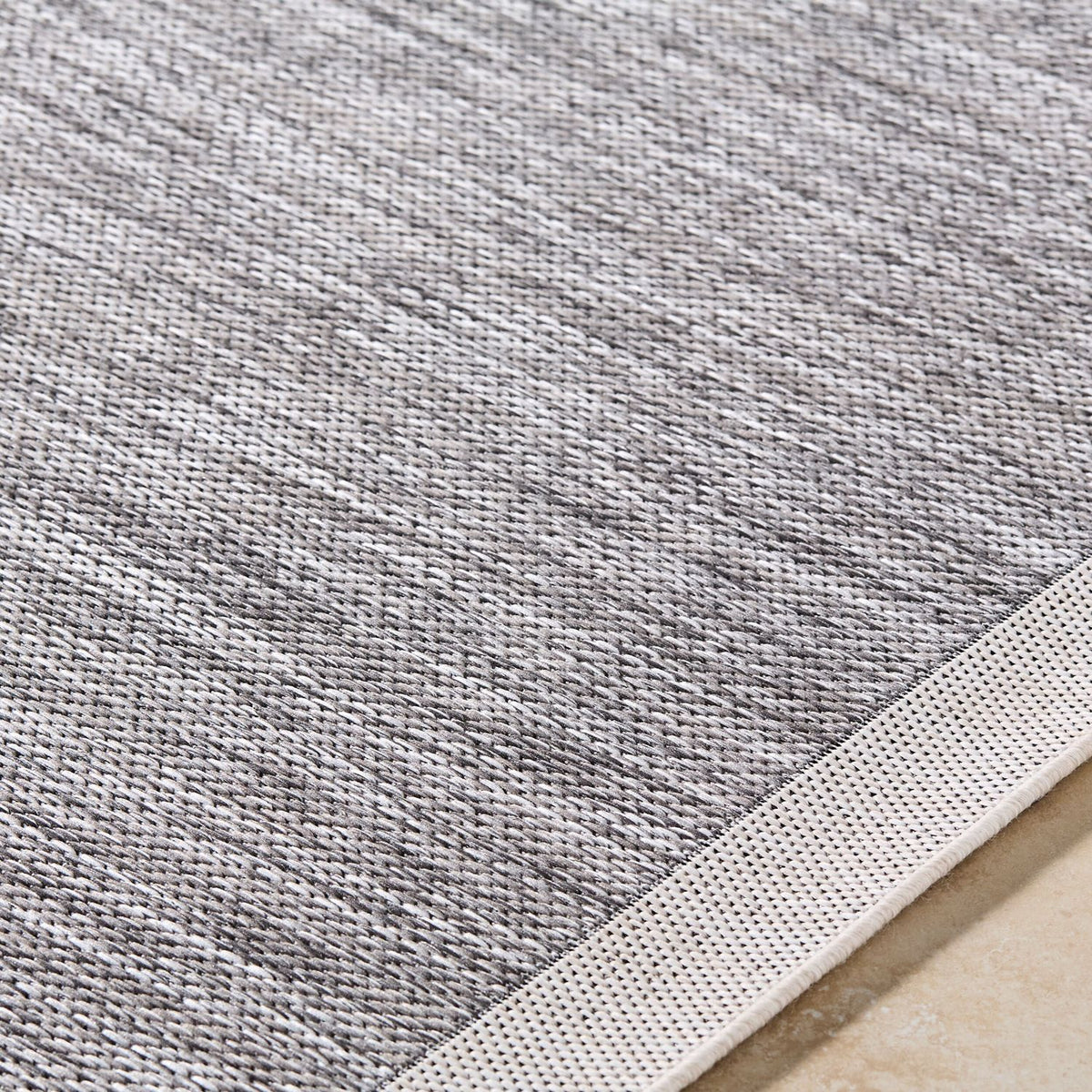 Livabliss Miami Beach MBH-2302 Machine Woven Indoor/Outdoor Rug